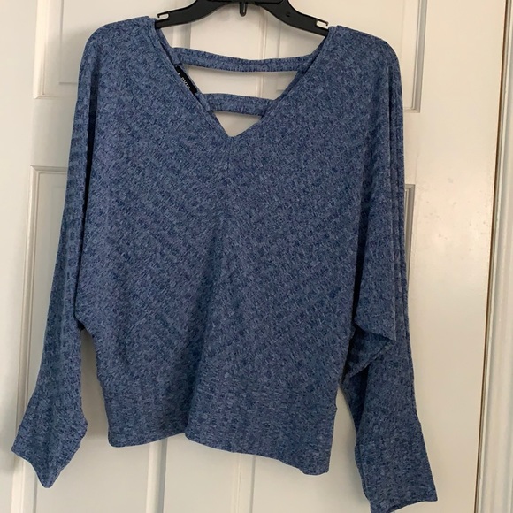 A. Byer Tops - A. Burr long sleeve blouse